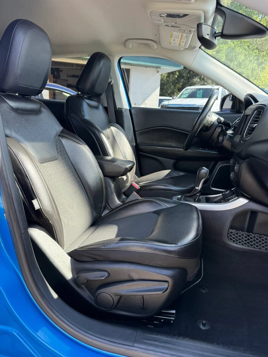 Used 2018 Jeep Compass Latitude w/ Popular Equipment Group AWD/4WD image 20