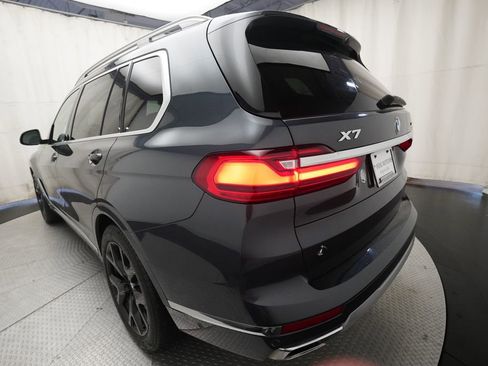 Used 2022 BMW X7 xDrive40i w/ Premium Package AWD/4WD image 35