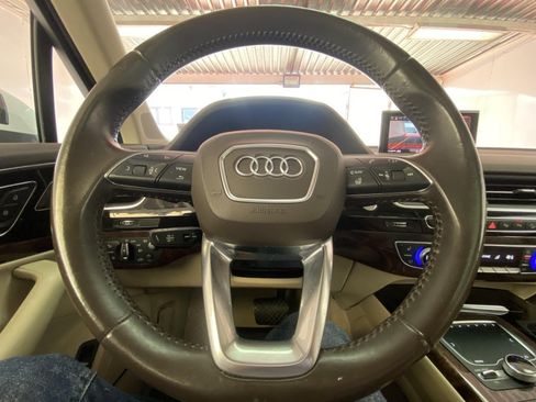 Used 2019 Audi Q7 3.0T Prestige w/ Prestige Package AWD/4WD image 31