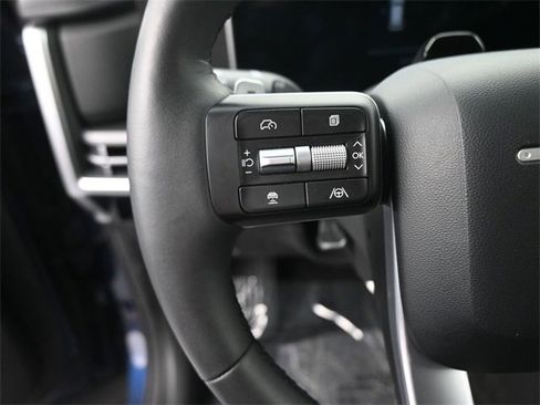 Certified 2025 Hyundai Santa Fe XRT image 18