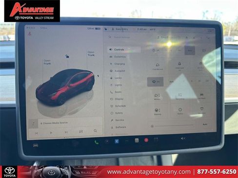 Used 2023 Tesla Model Y Long Range image 29