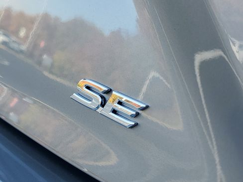 New 2026 Toyota Camry SE image 6