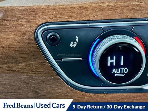 Used 2023 Audi A4 2.0T Premium w/ Convenience Package image 20