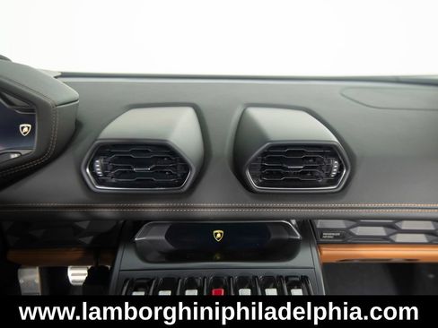 Used 2015 Lamborghini Huracan LP 610-4 AWD/4WD image 23