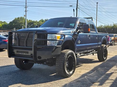 Used 2016 Ford F250 Lariat w/ Lariat Interior Package AWD/4WD image 2