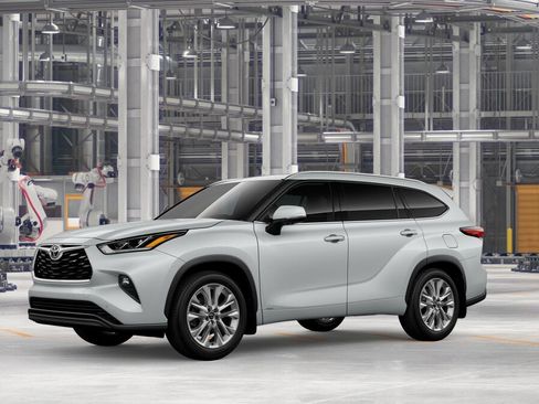 New 2026 Toyota Highlander Limited AWD/4WD image 2