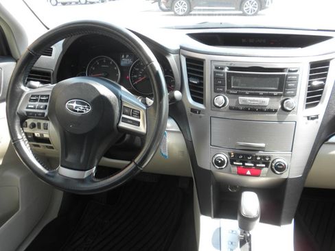 Used 2013 Subaru Outback 2.5i Premium image 24