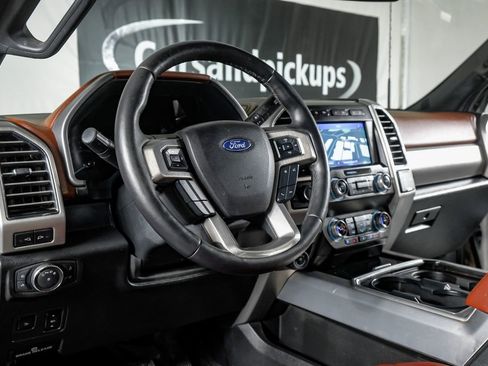 Used 2021 Ford F250 Platinum w/ FX4 Off-Road Package image 15