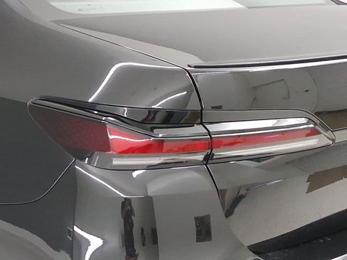 New 2026 BMW 740i w/ Premium Package image 11