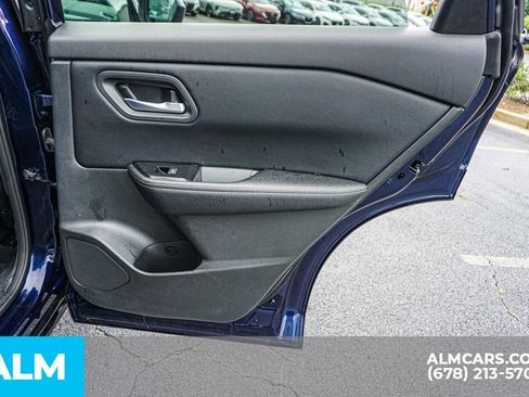 Used 2026 Nissan Rogue SV FWD image 52