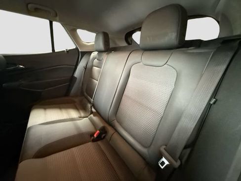 Used 2024 Chevrolet Trax LT FWD image 23