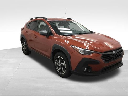 Used 2024 Subaru Crosstrek 2.0i Premium AWD/4WD image 4