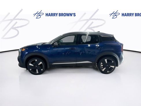 Used 2025 Nissan Kicks SR w/ Illumination Package AWD/4WD image 8