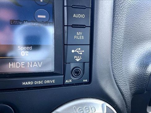 Used 2014 Jeep Wrangler Unlimited Rubicon w/ Dual Top Group image 15