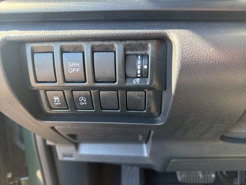 Used 2023 Subaru Forester Base image 24