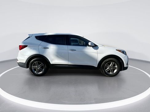 Used 2017 Hyundai Santa Fe Sport image 9
