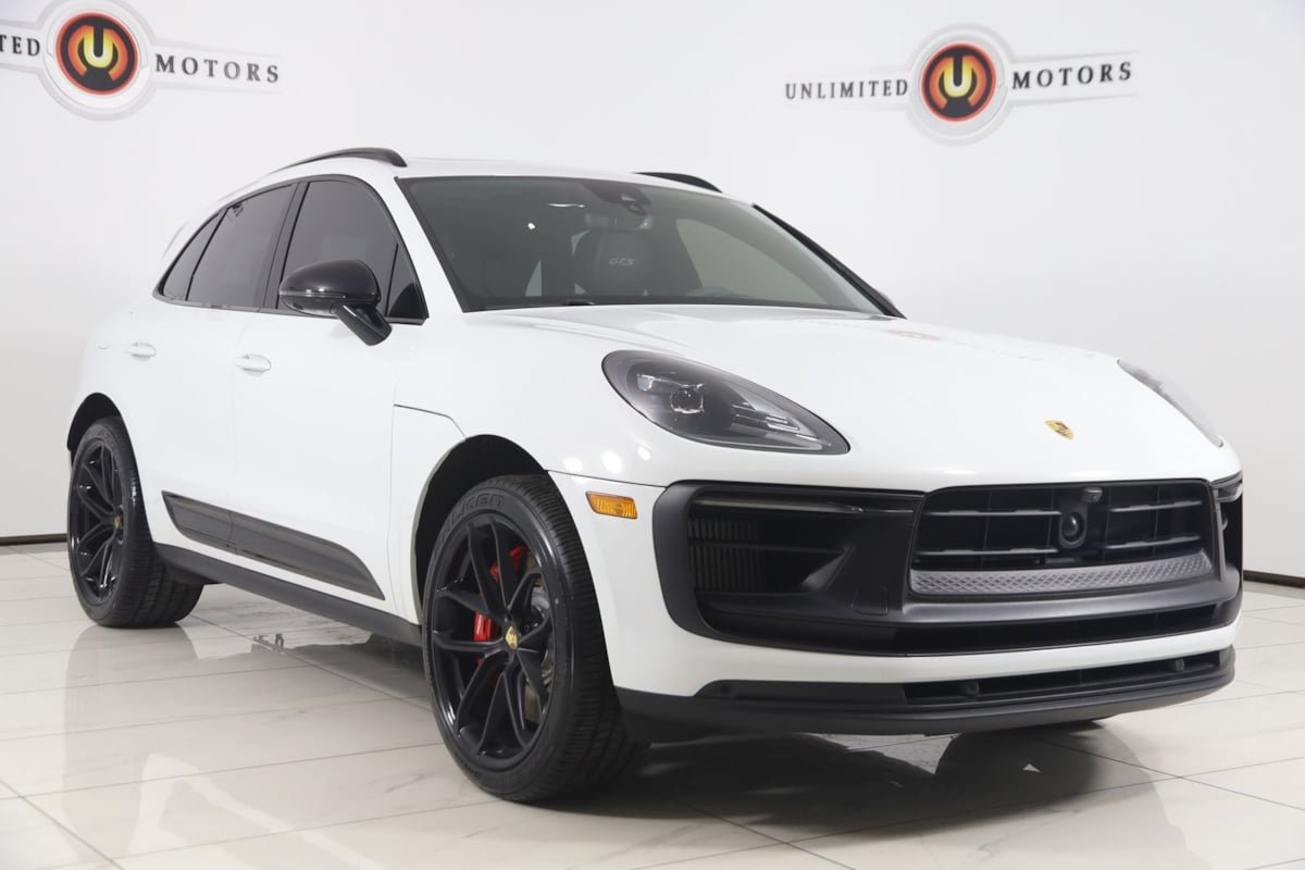 Used 2023 Porsche Macan GTS w/ GTS Sport Package AWD/4WD image 27