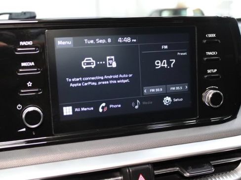 Used 2021 Kia K5 LXS FWD image 16