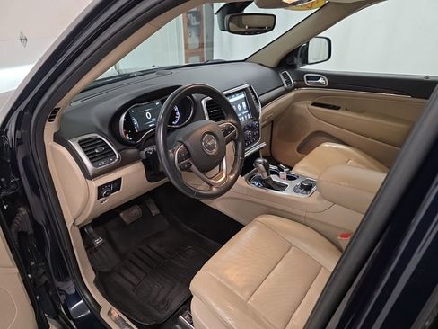 Used 2018 Jeep Grand Cherokee Limited w/ Luxury Group II image 14