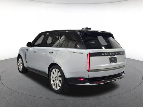 Used 2023 Land Rover Range Rover SE AWD/4WD image 7