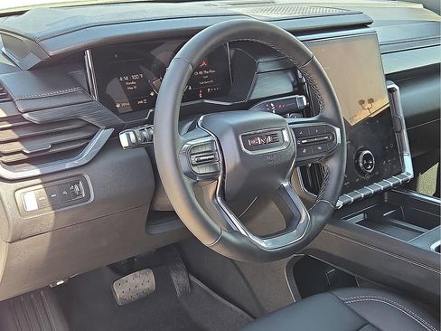Used 2026 GMC Acadia Elevation w/ Black Edition AWD/4WD image 15