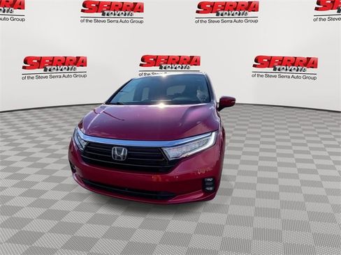 Used 2023 Honda Odyssey EX-L image 4