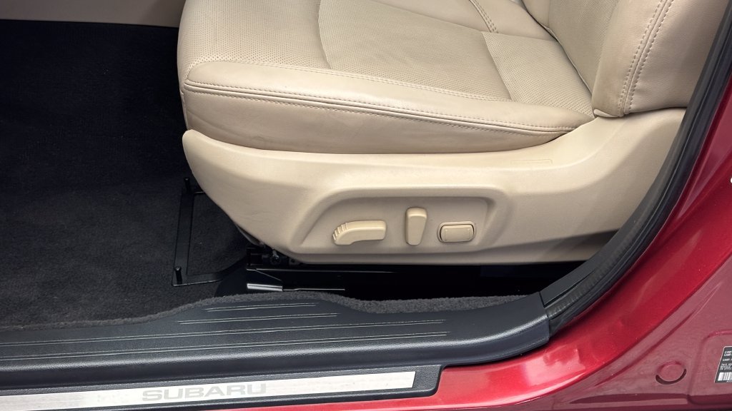 Used 2019 Subaru Outback 2.5i Limited AWD/4WD image 13