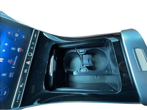 Used 2023 Mercedes-Benz C 300 Sedan w/ Exclusive Trim Package image 44