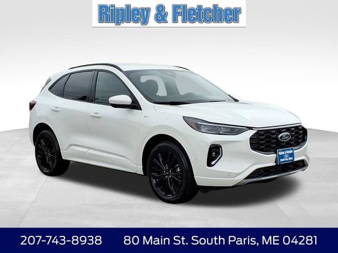 Used 2023 Ford Escape ST-Line Elite w/ Premium Technology Package AWD/4WD image 3