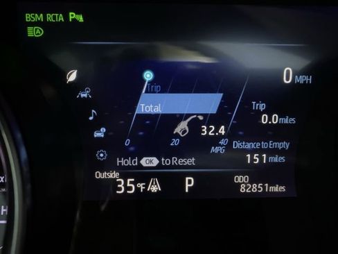 Used 2018 Toyota Camry XLE image 6