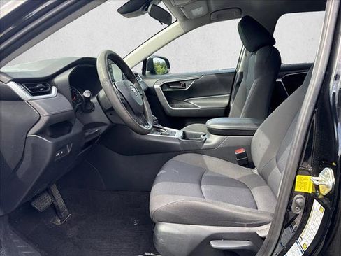 Used 2019 Toyota RAV4 LE w/ All Weather Liner Package AWD/4WD image 6