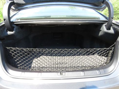 Used 2014 Toyota Avalon Limited w/ Technology Package FWD image 17