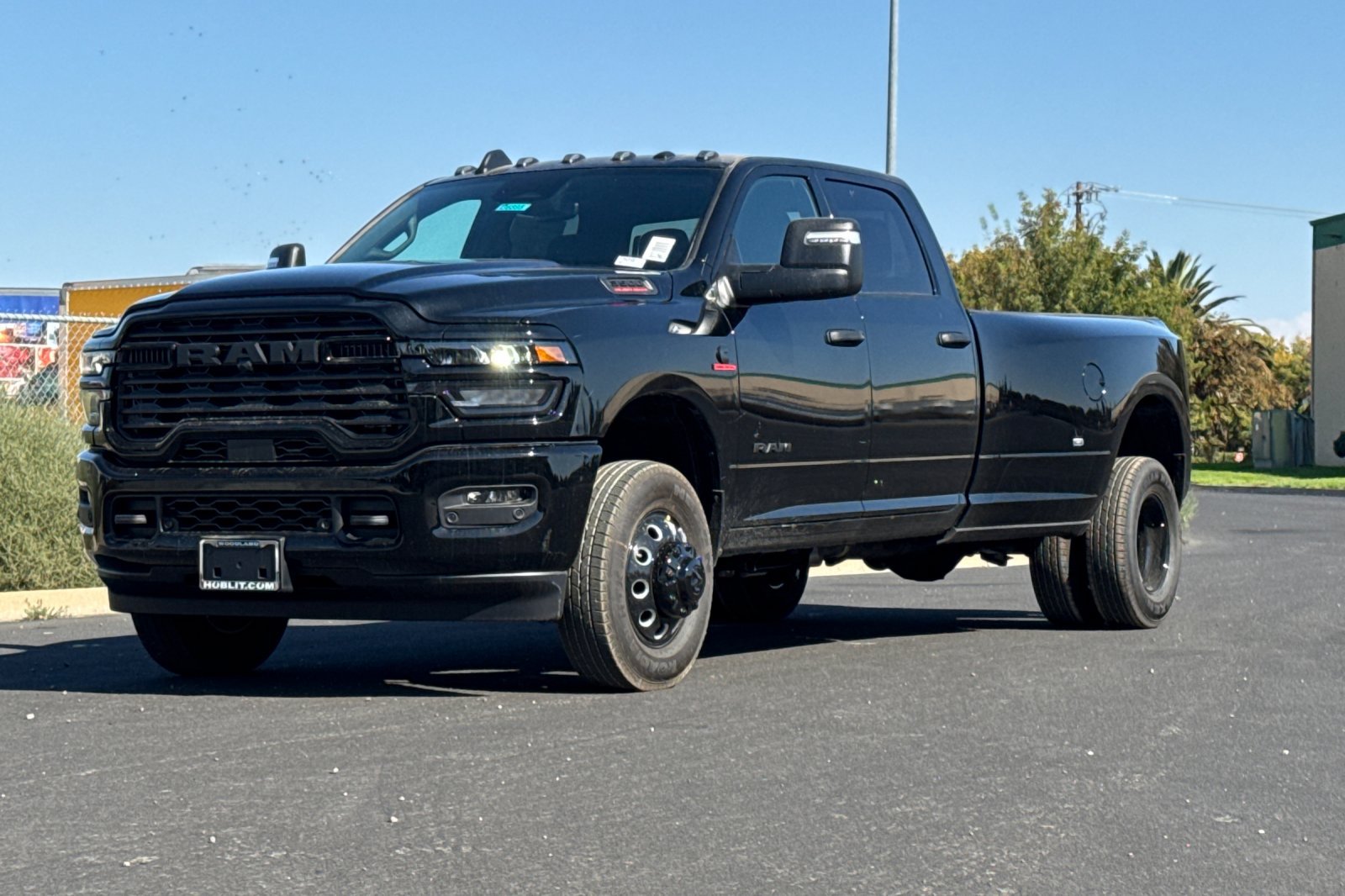 New 2027 RAM 3500 Big Horn AWD/4WD image 7