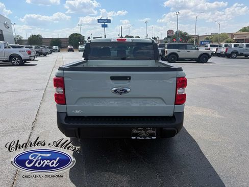 Used 2024 Ford Maverick XL FWD image 4