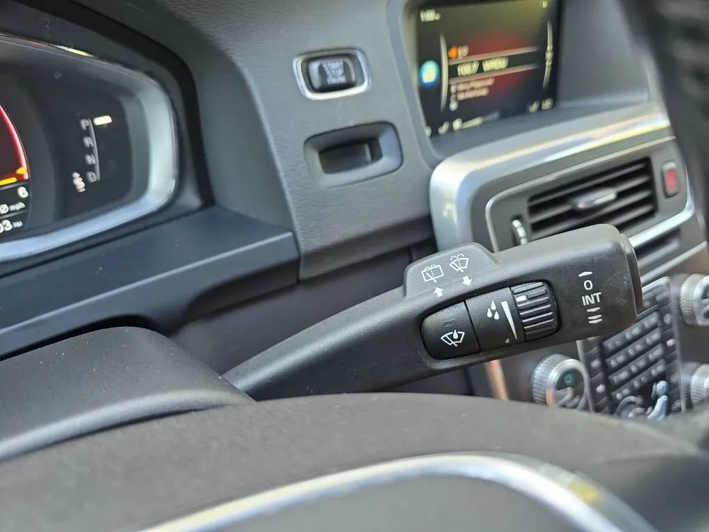 Used 2016 Volvo V60 T5 Cross Country w/ Protection Package AWD/4WD image 23