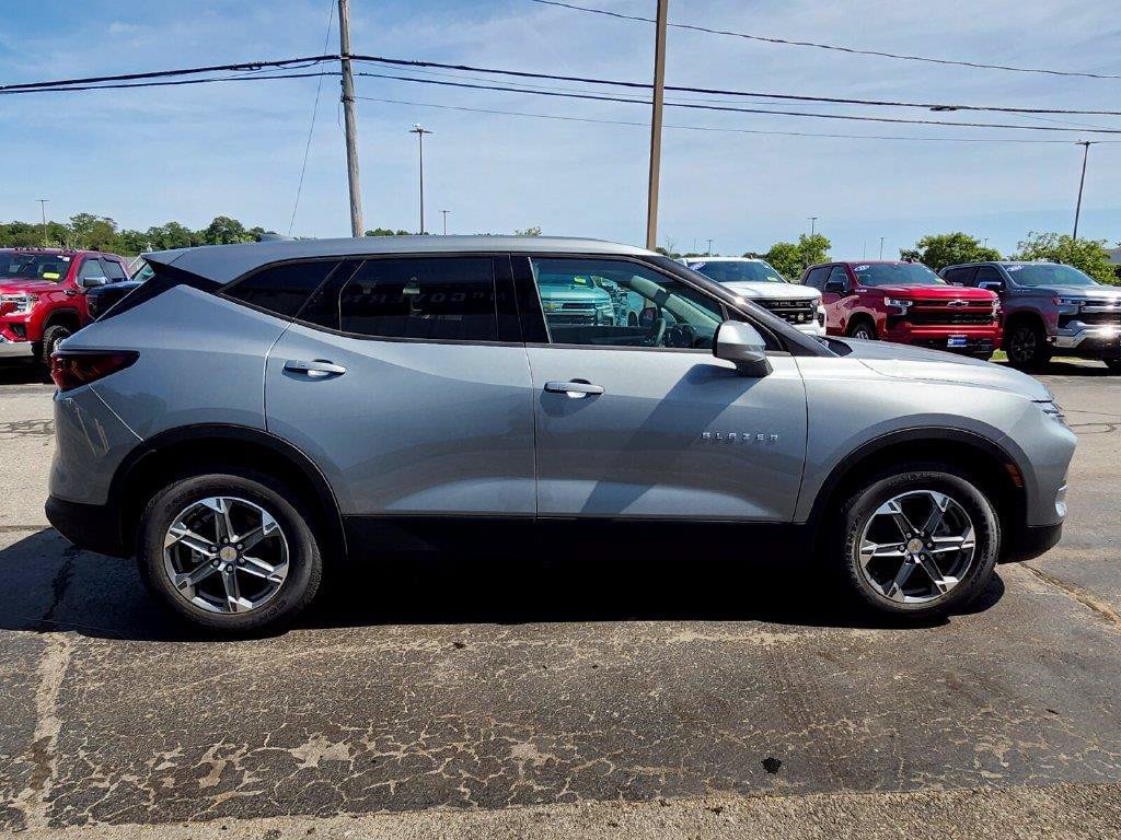 New 2026 Chevrolet Blazer LT w/ LPO, Floor Liner Package AWD/4WD image 6