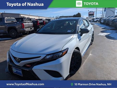 Used 2024 Toyota Camry image 1