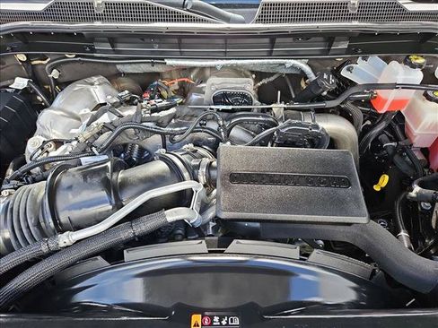 Certified 2025 Chevrolet Silverado 2500 LTZ AWD/4WD image 29