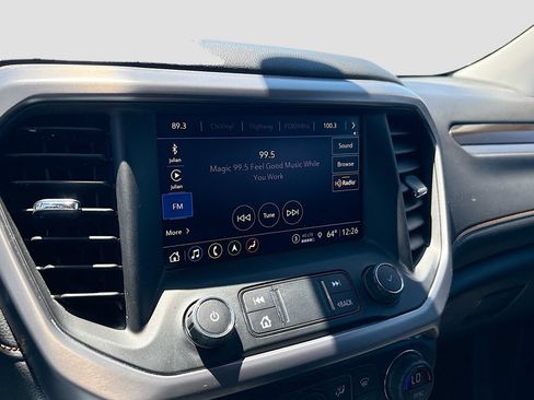 Used 2021 GMC Acadia AT4 w/ Technology Package AWD/4WD image 15
