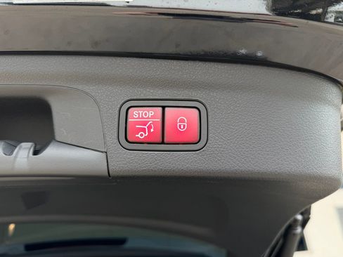 Certified 2022 Mercedes-Benz GLE 53 AMG 4MATIC image 18