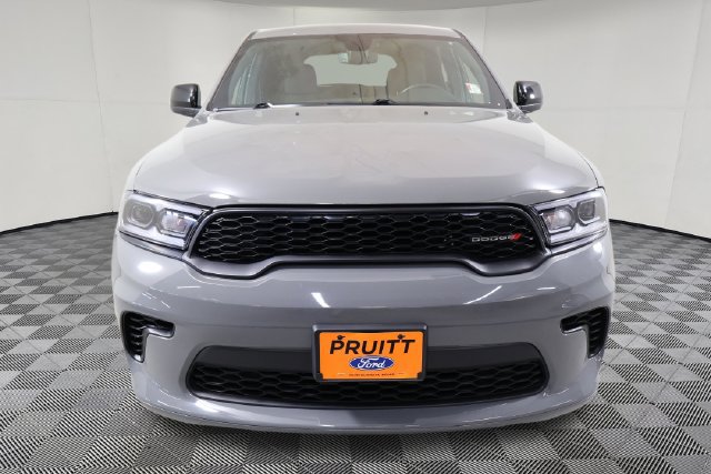 Used 2025 Dodge Durango GT AWD/4WD image 3