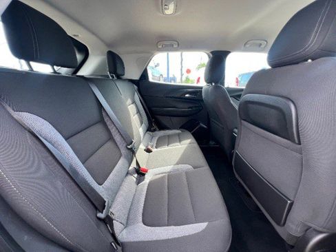 Used 2023 Chevrolet TrailBlazer LS image 20