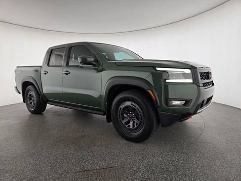 Used 2025 Nissan Frontier Pro-X w/ Pro Convenience Package RWD image 15