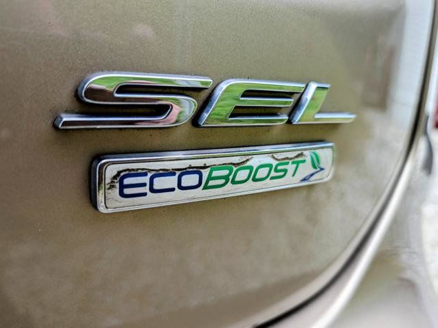 Used 2020 Ford Edge SEL w/ Cold Weather Package FWD image 16