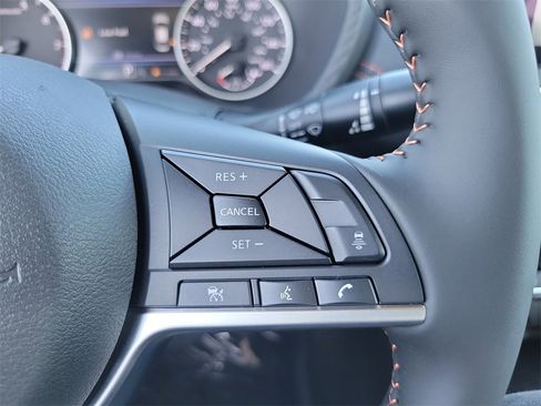 New 2025 Nissan Sentra SR image 6