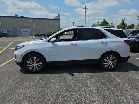 Used 2023 Chevrolet Equinox Premier AWD/4WD image 7