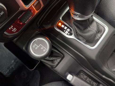 Used 2024 Jeep Wrangler Unlimited Sport AWD/4WD image 72
