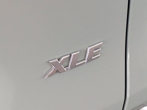 Certified 2022 Toyota RAV4 XLE Premium FWD image 29
