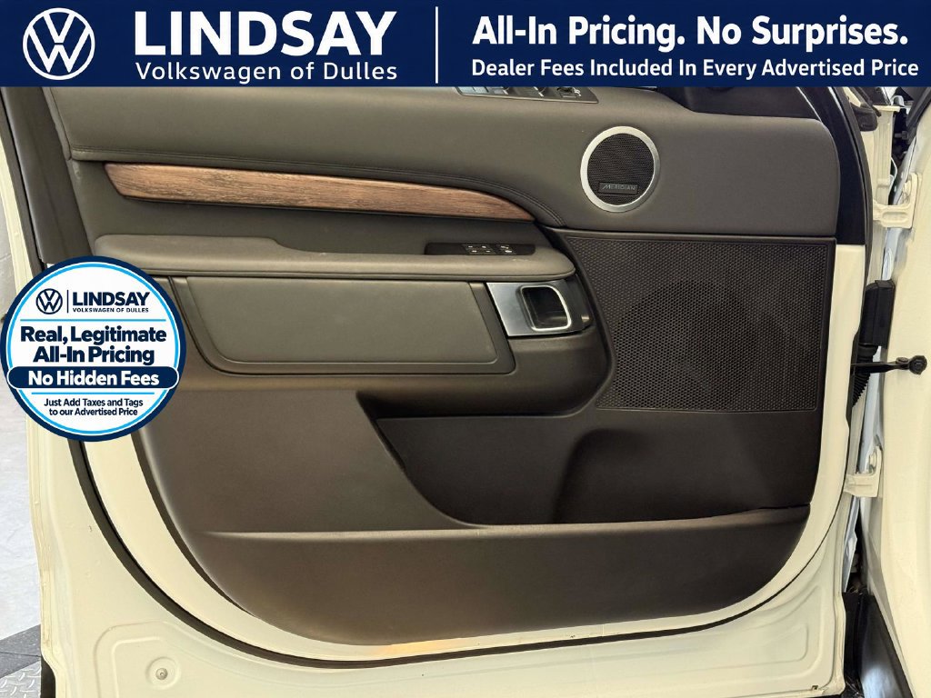 Used 2019 Land Rover Discovery HSE AWD/4WD image 9