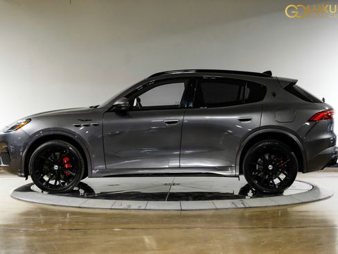 Used 2023 Maserati Grecale Modena image 13